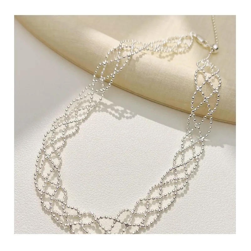 

Light Luxury High-end Hollow Winding Glass Bead Chain Fringed Water Drop Necklace Retro Elegant Fashion Neck Chain