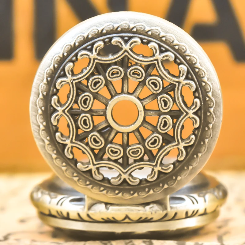 Bronze Delicate Compact Love Spider Web Clamshell Pocket Watch Necklace Small Pocket Watch Gift Pocket Cheap Children's Toys