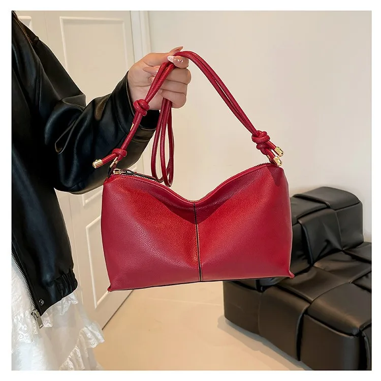 

Новинка 2024 года, женская большая сумка, повседневная сумка через плечо большой вместимости, винтажная шикарная сумка через плечо для подмышек для работы и путешествий ​