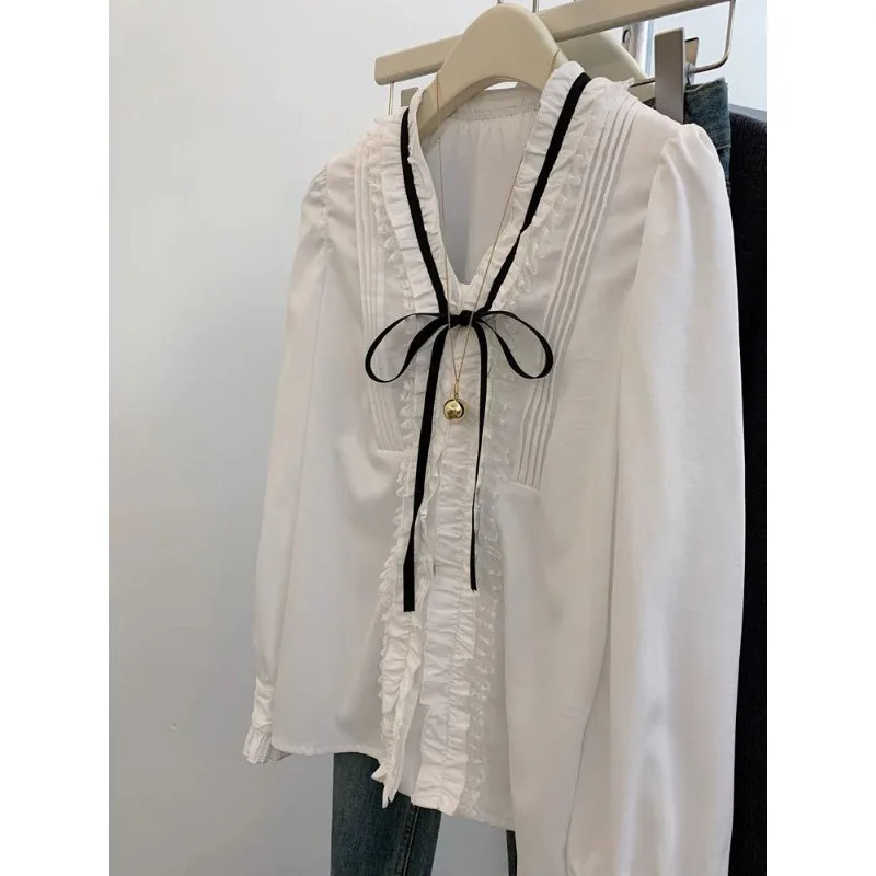 

Модная французская свободная белая рубашка с v-образным вырезом и длинными рукавами для женщин, осенний темпераментный кардиган, элегантный универсальный топ