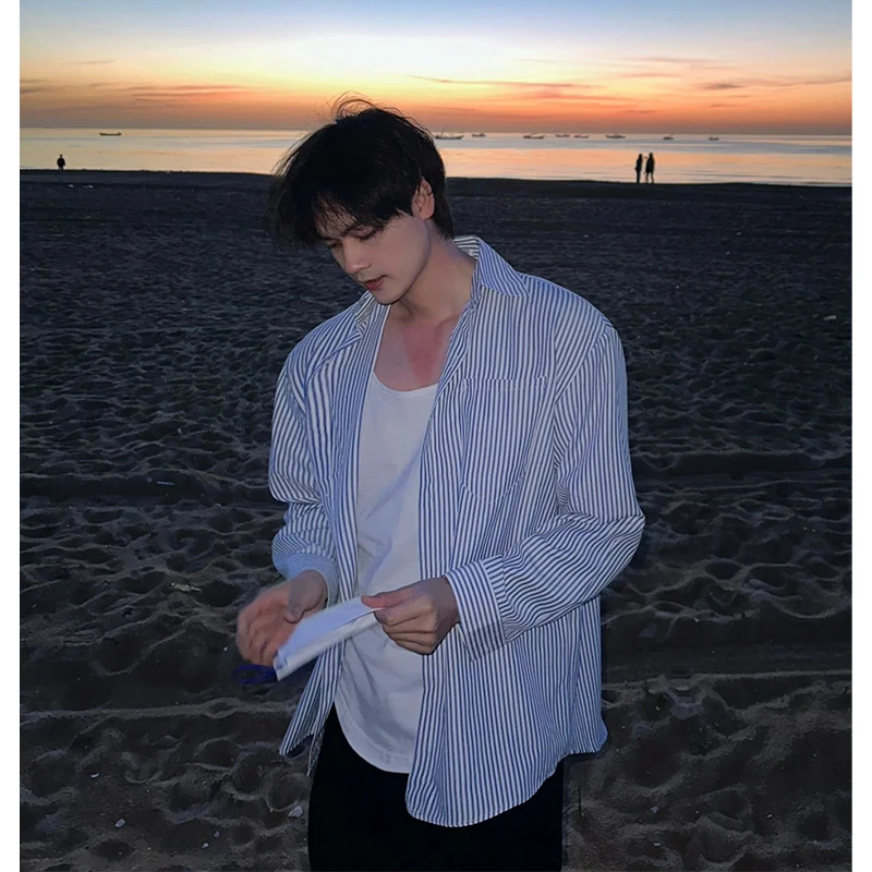 

Blue Striped Long Sve Men's irt Summer Trendy High-End Feeling Youthful Top Teenage Sunscreen irt Jaet Loose Fit