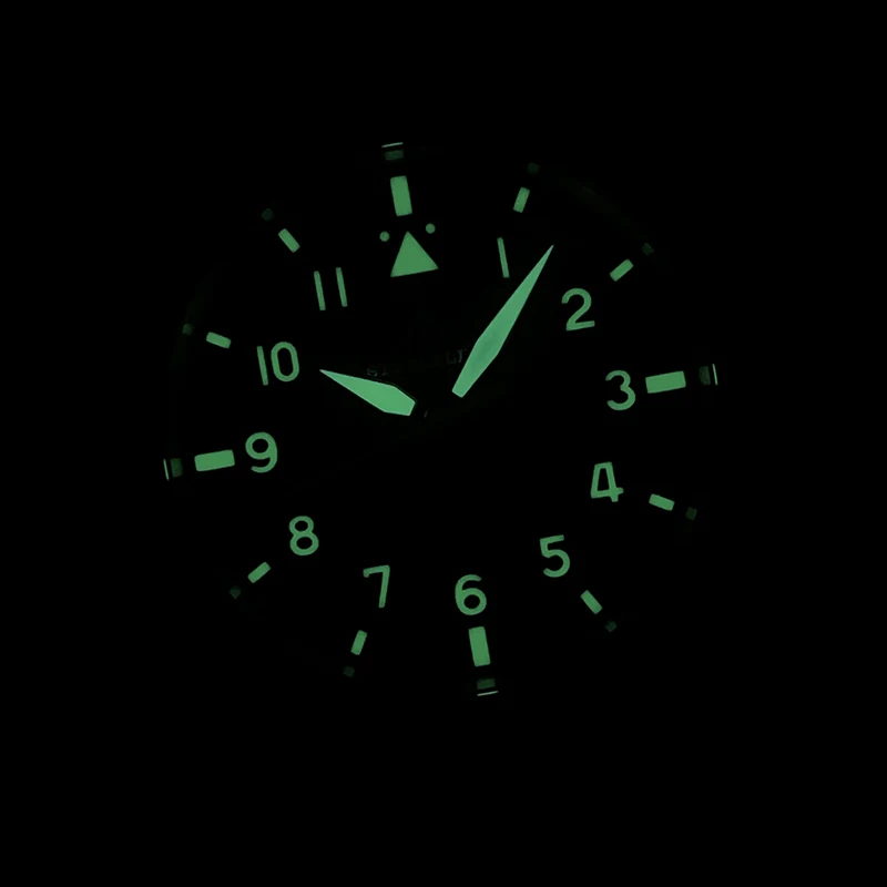 STEELDIVE Men Pilot Watch 39mm Quartz Wristwatch 20ATM Waterproof C3 Luminous Sapphire VH31 Onion Crown
