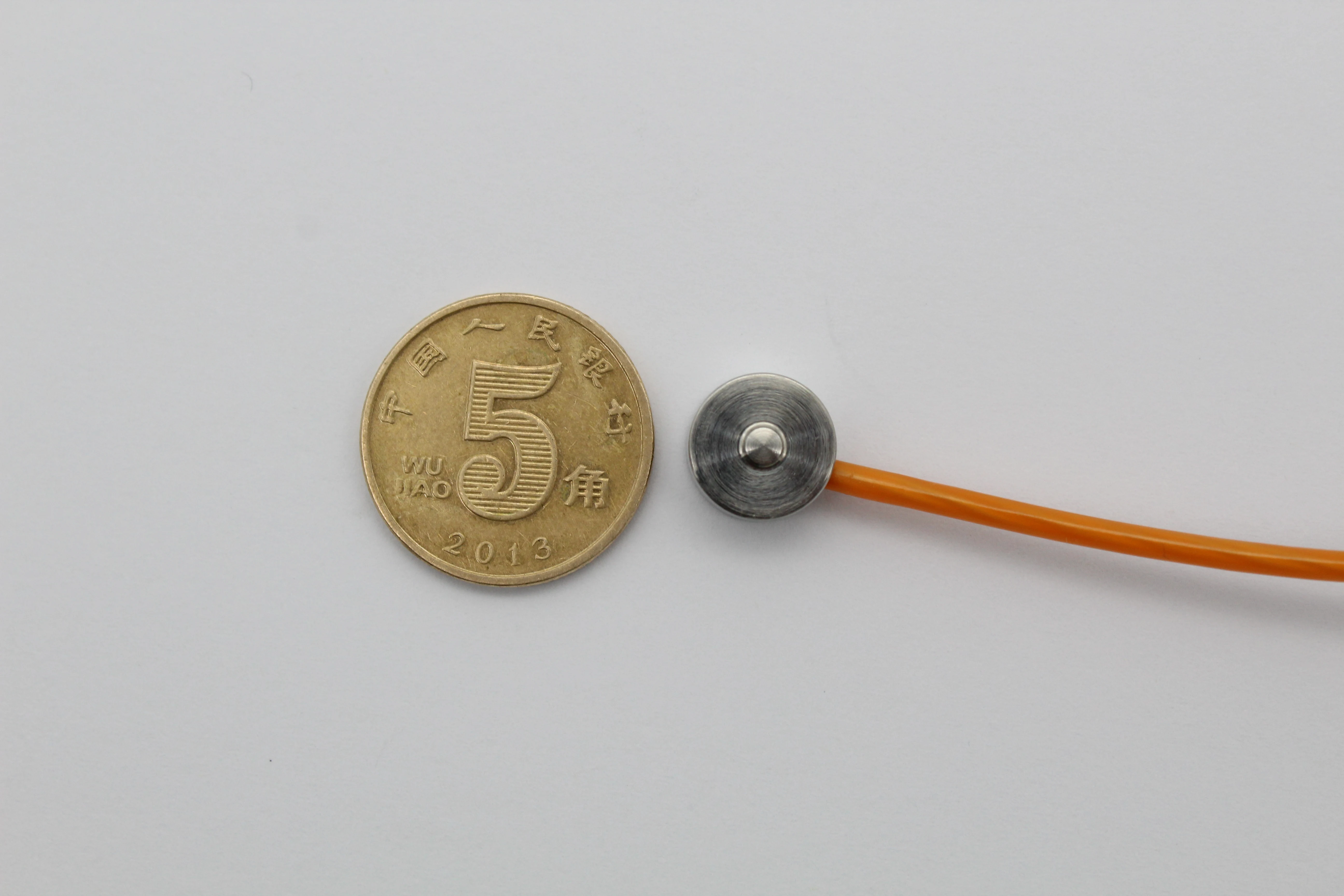 Mini cellule de charge de capteur de force de compression de 8 mm pour la mesure limitée de force