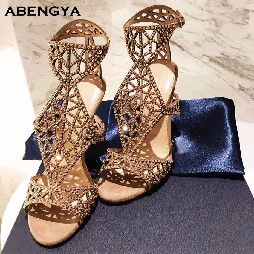 

Summer Sexy Hollow Out Leather Gladiator Sandals Women Open Toe Crystal High Heels Dress Shoes Fashion Party Wedding Shoes Women