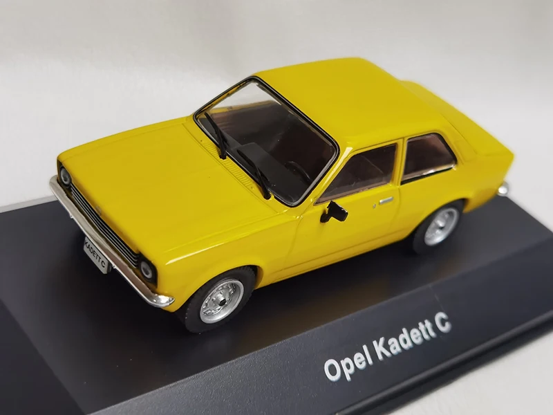 IXO Diecast 1:43 Scale OPEL KADETT C Alloy Car Model Toy Collectible Ornament Souvenir Toys Cars