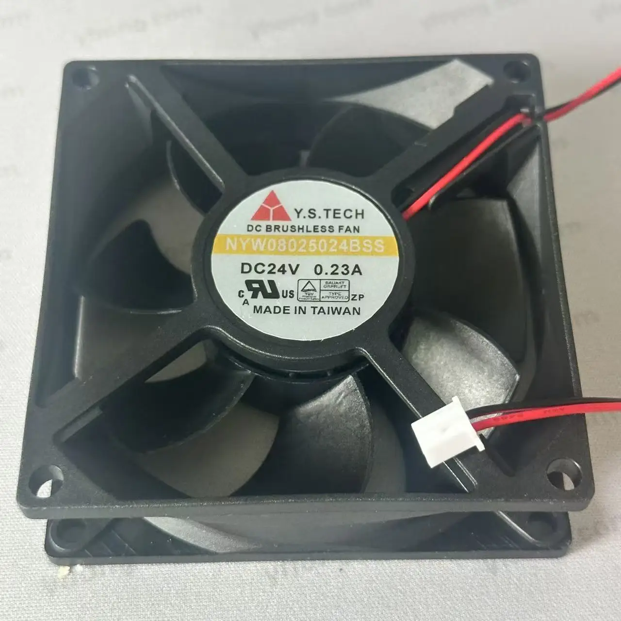 

Y.S TECH NYW08025024BSS DC 24 В 0,23 А 80x80x25 мм 2-проводной охлаждающий вентилятор для сервера