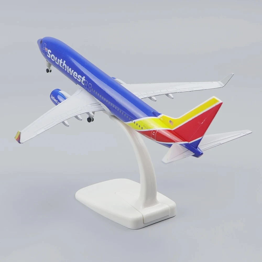 Diecast Plane Model Toy Airplane for Southwest Airlines Boeing 737 B737 Die-cast Metal Airplane Model with Landing Gear 20cm