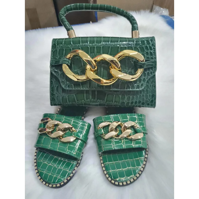 New Fashion Rivet Chain Slippers And Chain Purse Sets Ladies 2024 Summer Flat Female Slippers Women Sandals Matching Clutch Bag