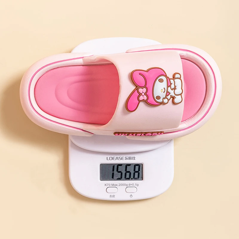 Pantofole per bambini Sanrio pantofole con suola morbida e antiscivolo per interni per ragazze