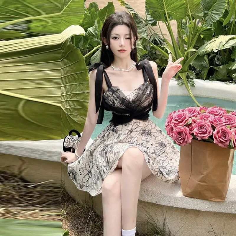 2026 Summer New Women Covered Belly Bikini One-Piece Swimsuit Fashion Temperament Hot Spring Vacation Sexy Skirt Style Swimsuit