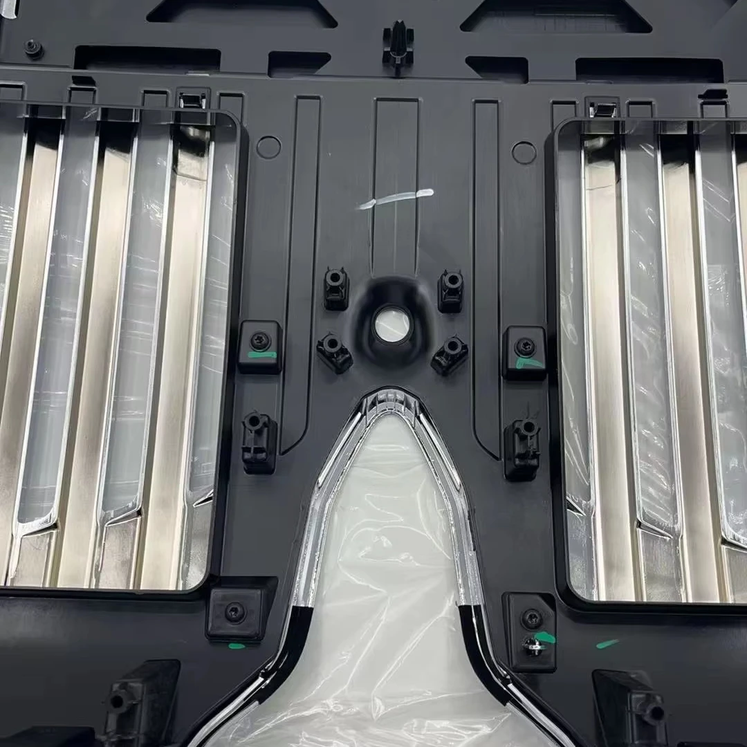 

STLFDongfeng Lantu H56C2803015AACS02 FHEV New Hybrid Front Grille Assembly Car Grills