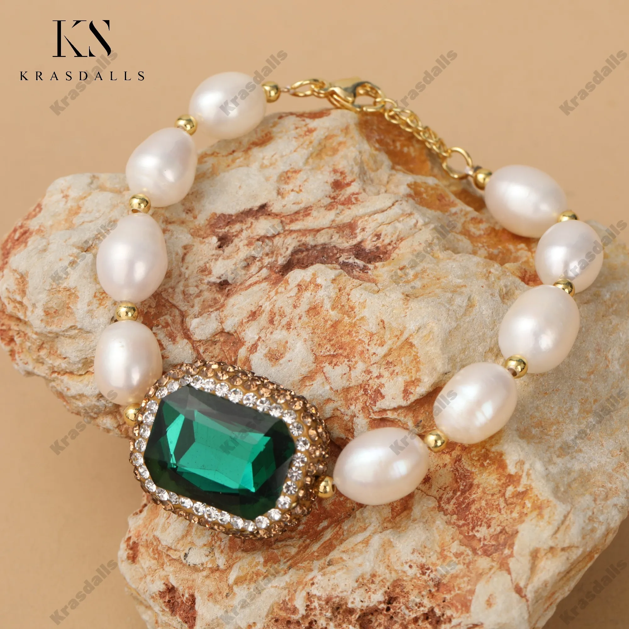 

Elegant Lady Natural Pearl Bracelets Emerald Glass Charms Zirconia Bracelet Women Fashion Jewelry Dropshipping