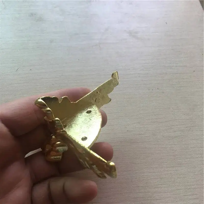 Kaki Hewan Motif Harimau dari Paduan Seng Vintage Cina, Kaki Dekorasi Eropa, Kaki Kotak Kayu, Sudut Kabinet, Warna Emas, 84*42Mm, 8Pcs