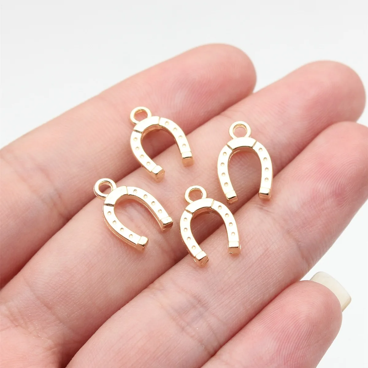 40pcs 14x9mm(0.55x0.35inch) 3 Colors Horseshoe Charms Vintage DIY Jewelry Findings Bulk