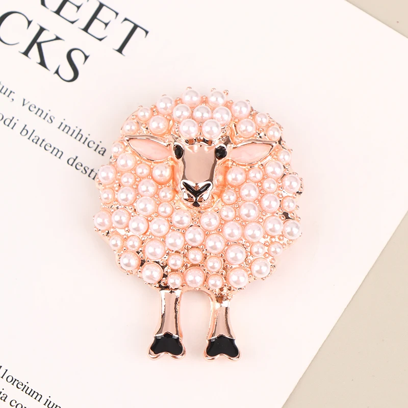 Cartoon Animal Brooch Inlaid Pearls Lucky Lovely Sheep Brooch For Girls Christmas Party Accessories Gift Jewelry Alloy Brooch