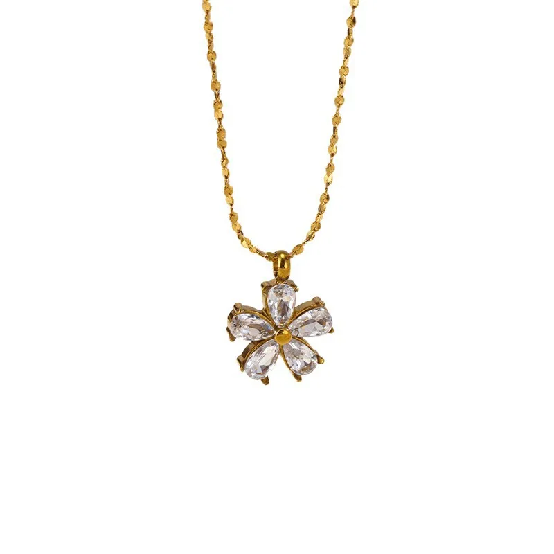Premium Lightweight Full-Diamond Five-Petal Flower & Baby's Breath Titanium Steel Necklace Delicate & Versatile Collarbone Chain