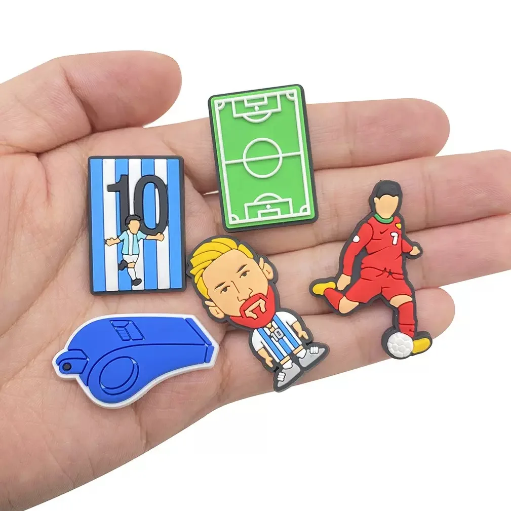 18-36 Stück Fußball-Serie Schuh-Charms PVC Schuhdekorationen Clogs Sandalen Armband Zubehör Schnalle Damen Herren Partygeschenke – Detail 4