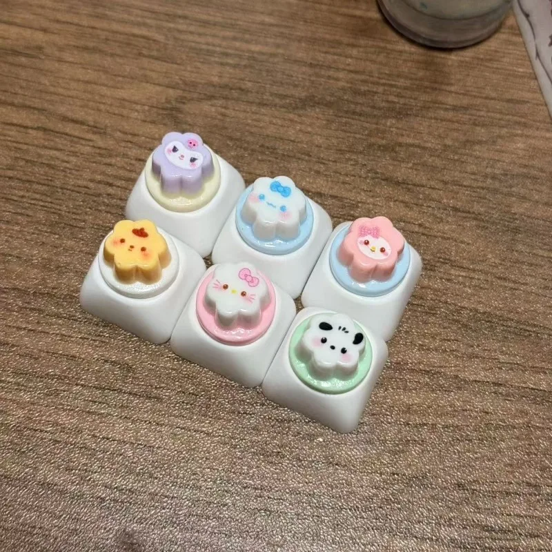 Mechanical keyboard pudding keycaps KT Sanrio creative personalized keycaps birthday gift customization height increase single