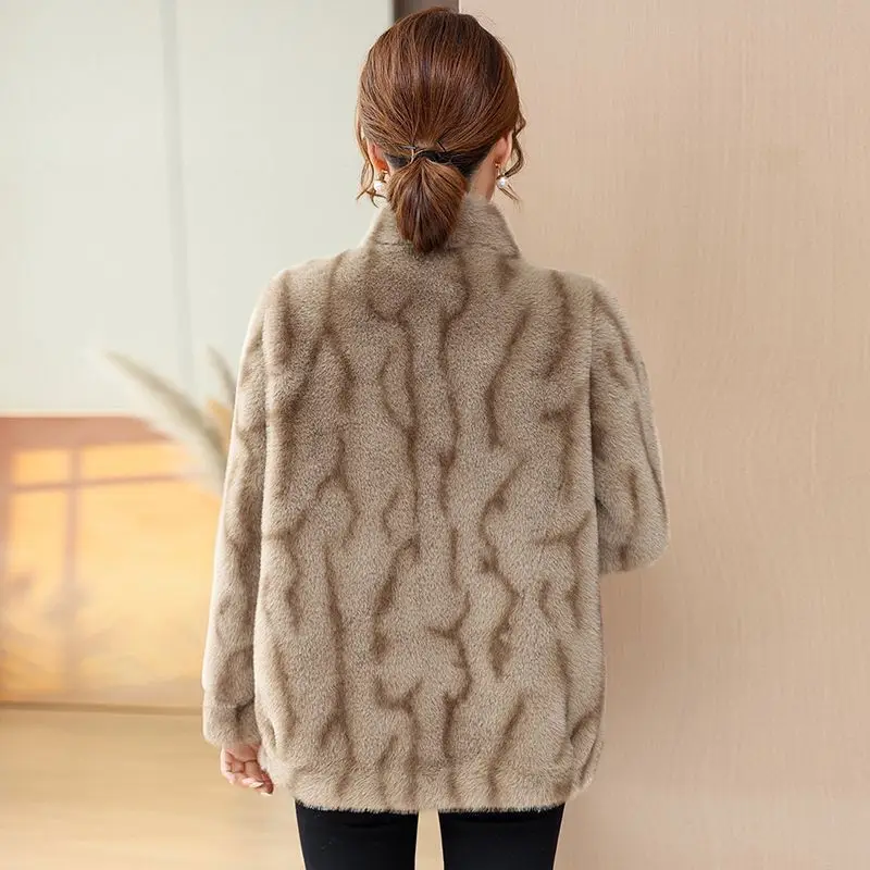 Faux Mink Fur Coat for Women, High-End Coat, Thick Stand Collar, Casual Outwear, Warm, Elegant, Middle-Aged Women, Winter