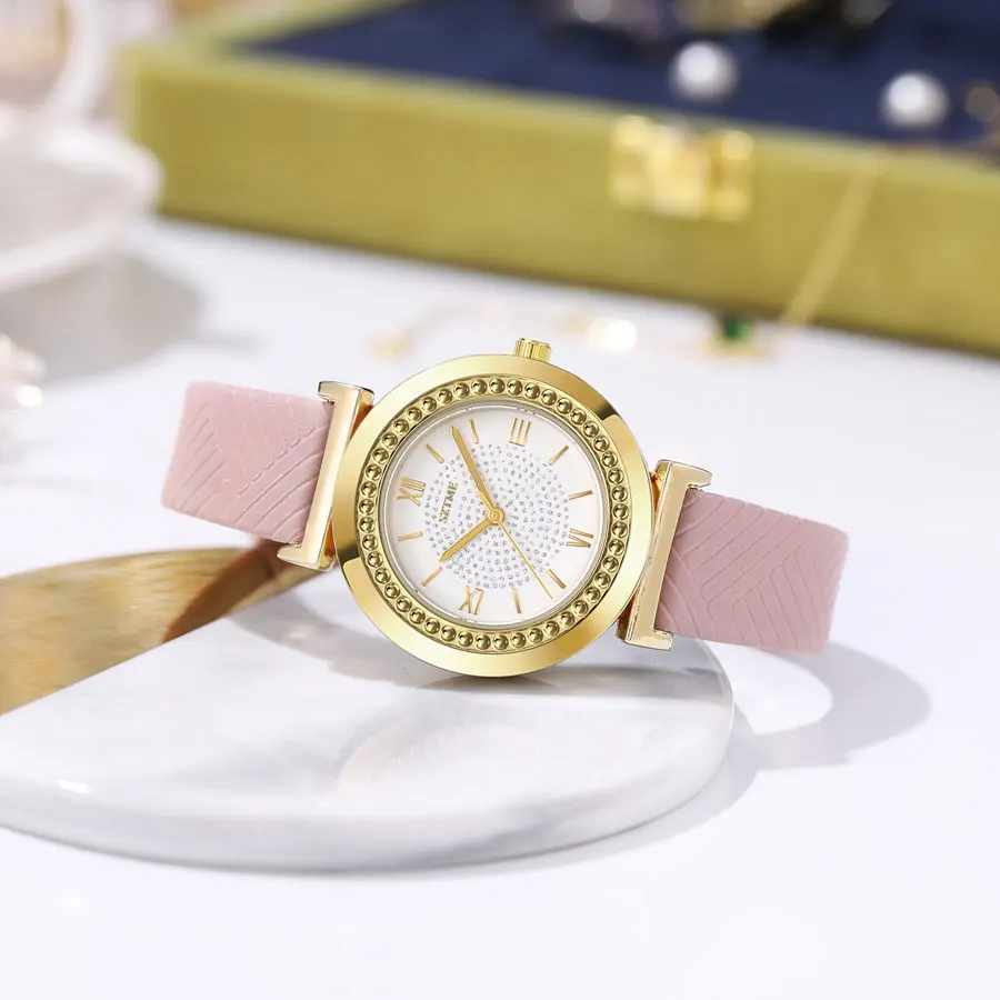 2024 Korean Edition British Luxury Women's Belt Watch Classic Roman Scale Diamond Set Business Leisure Women's Party Quartz Watc