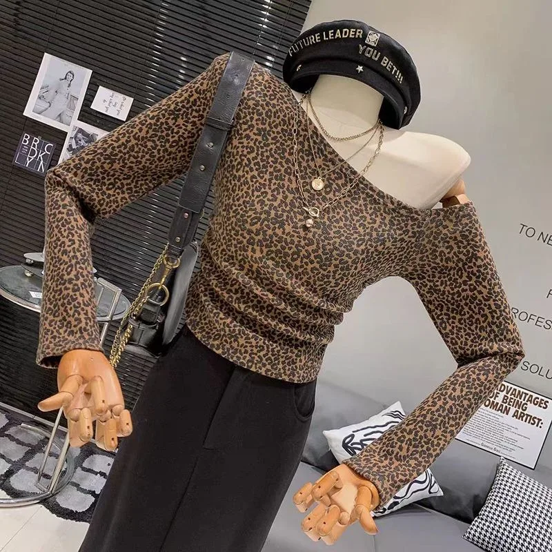 Chic Sweet Spice Girl Slim Fit New Autumn and Winter Interior Design Sense Niche Short Leopard Print Bottoming Shirt Women's Top