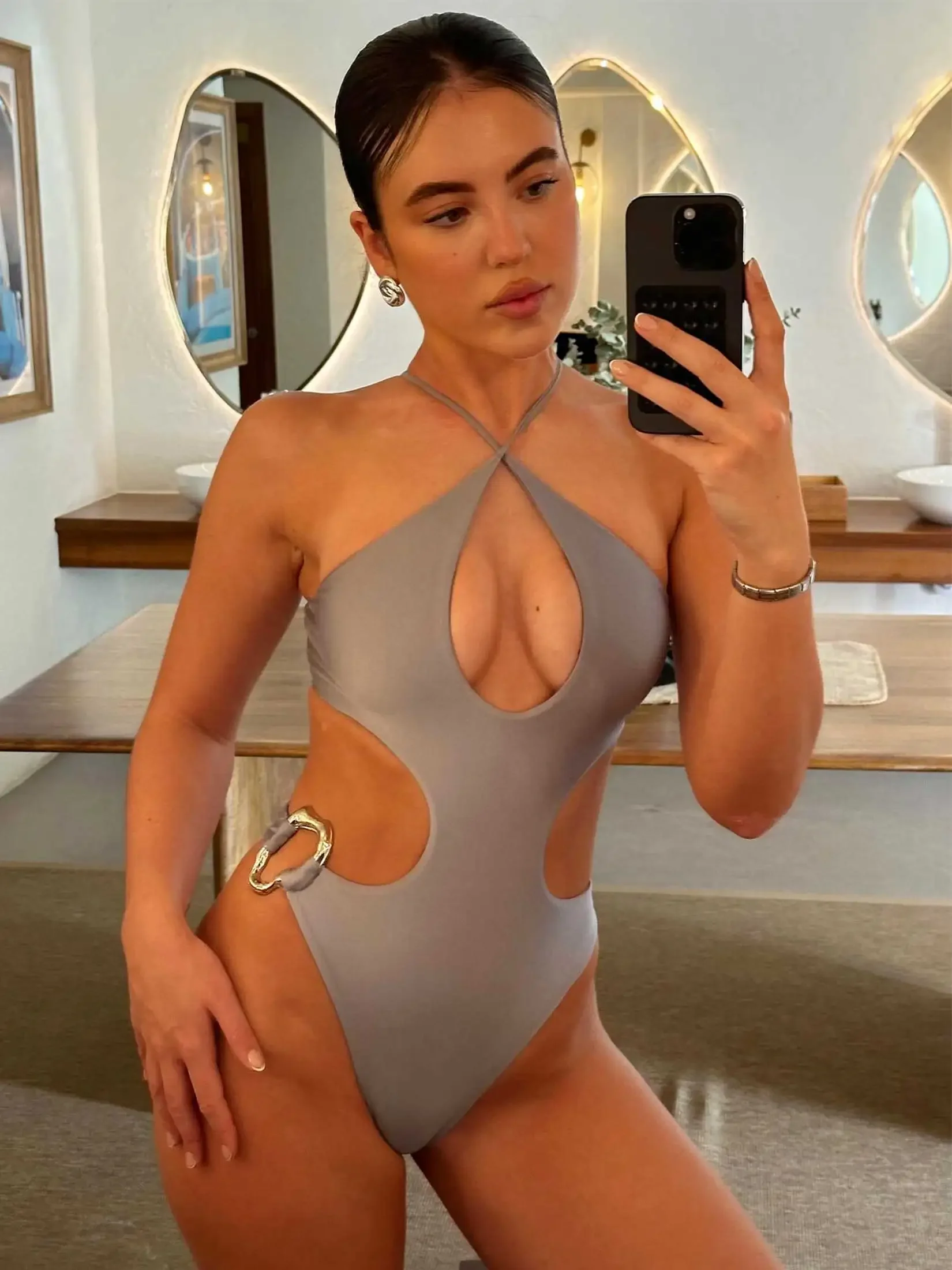 One Piece Swimsuit Women Metal Ring Swimwear 2025 Sexy Bodysuit Bathing Suit  Monokini Beachwear Solid Resort Wear biquini S266