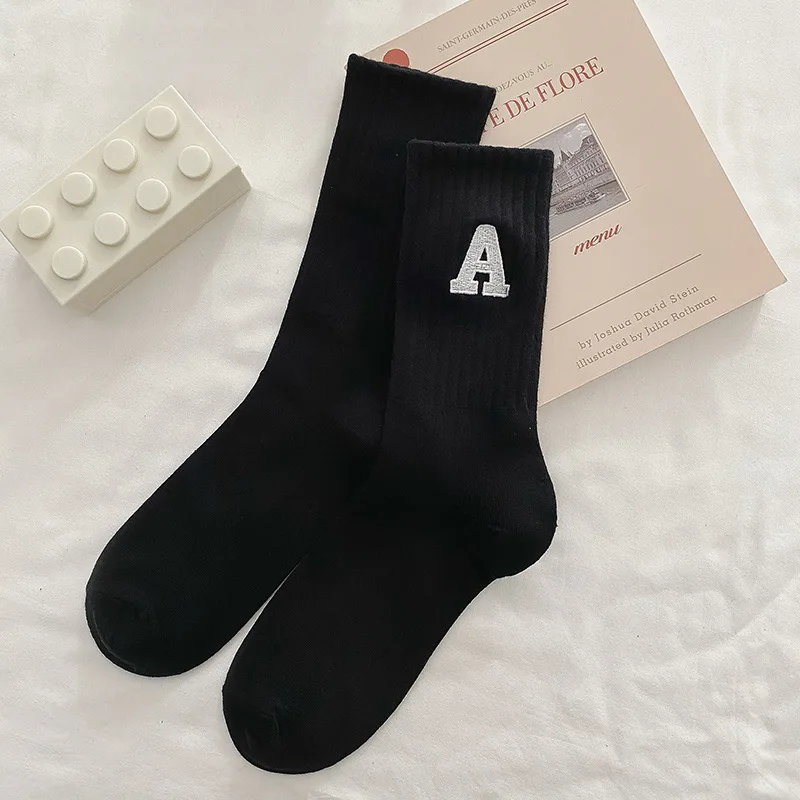 1 Pair Rib Knitted White Socks Women Autumn Winter Embroidered Letters Middle Tube Socks Female Streetwear Sporty Short Stocking