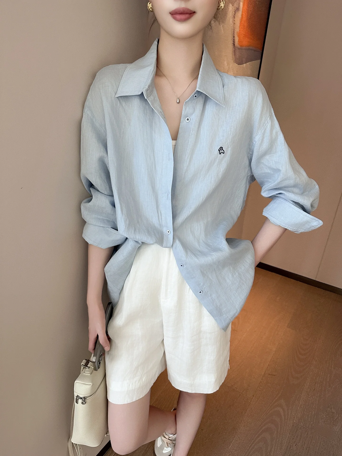 

Blue Loose Women's Shirt Casual Summer New Style Breathable Cool Feeling Embroidery Business Casual Long Sleeve Button up Top