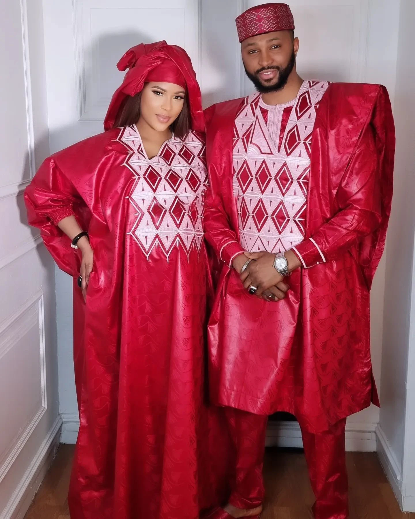 

New African Clothes for Men Dashiki Tradition Outfit Robe Embroidery Red Tops Pants Suits Bazin Muslim Wedding Party Clothing