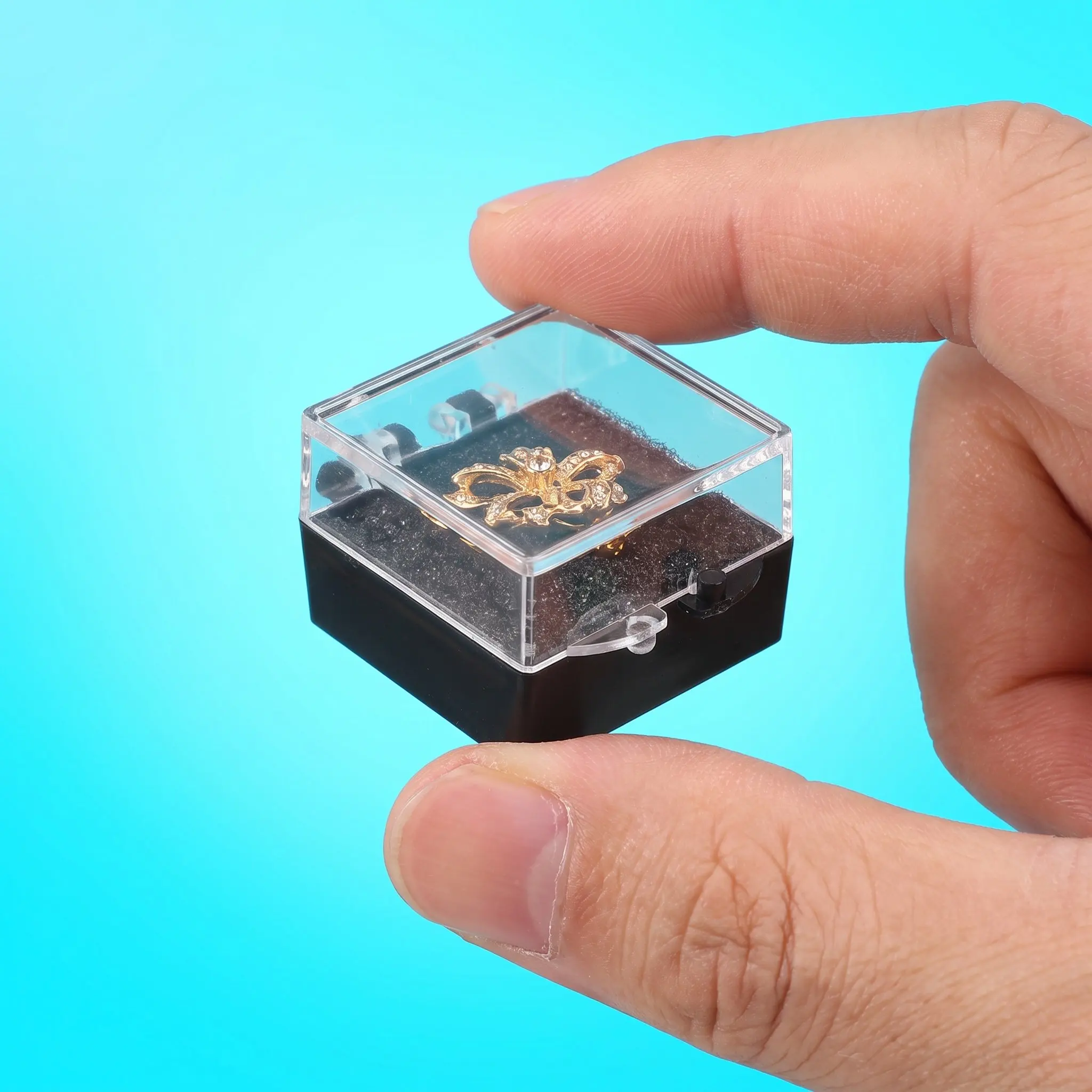 10Pcs Square Transparent Acrylic Display Box for Brooches Rings Jewelry with Sponge Lining Minimalist Badge Display Case Jewelry