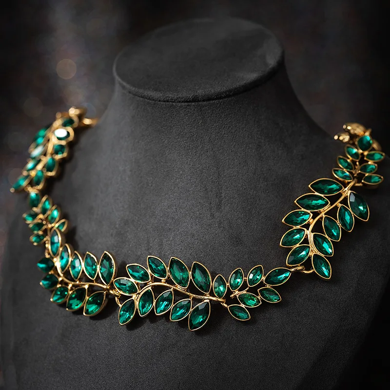 JitDoo Vintage Leaves Emerald Fashion Plated Gold Luxury Personality Clavicle Chain Earrings for Women Valentine’s Day Gift