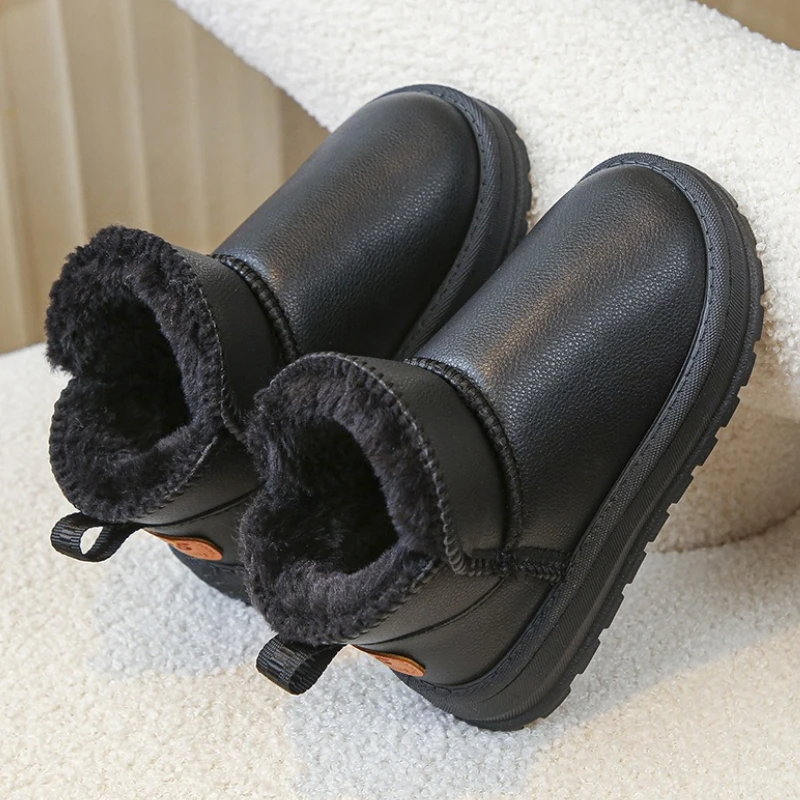 

Детские ботинки для отдыха, новинка 2025 года, бархатные сапоги в стиле ретро для девочек, модные нескользящие теплые универсальные осенние короткие сапоги принцессы для девочек