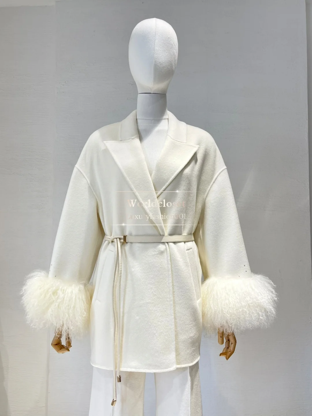 

Lapel Double-faced Wool Fur Short Coat Jacket 2025 New Minimalist Blazer Style Long Sleeve