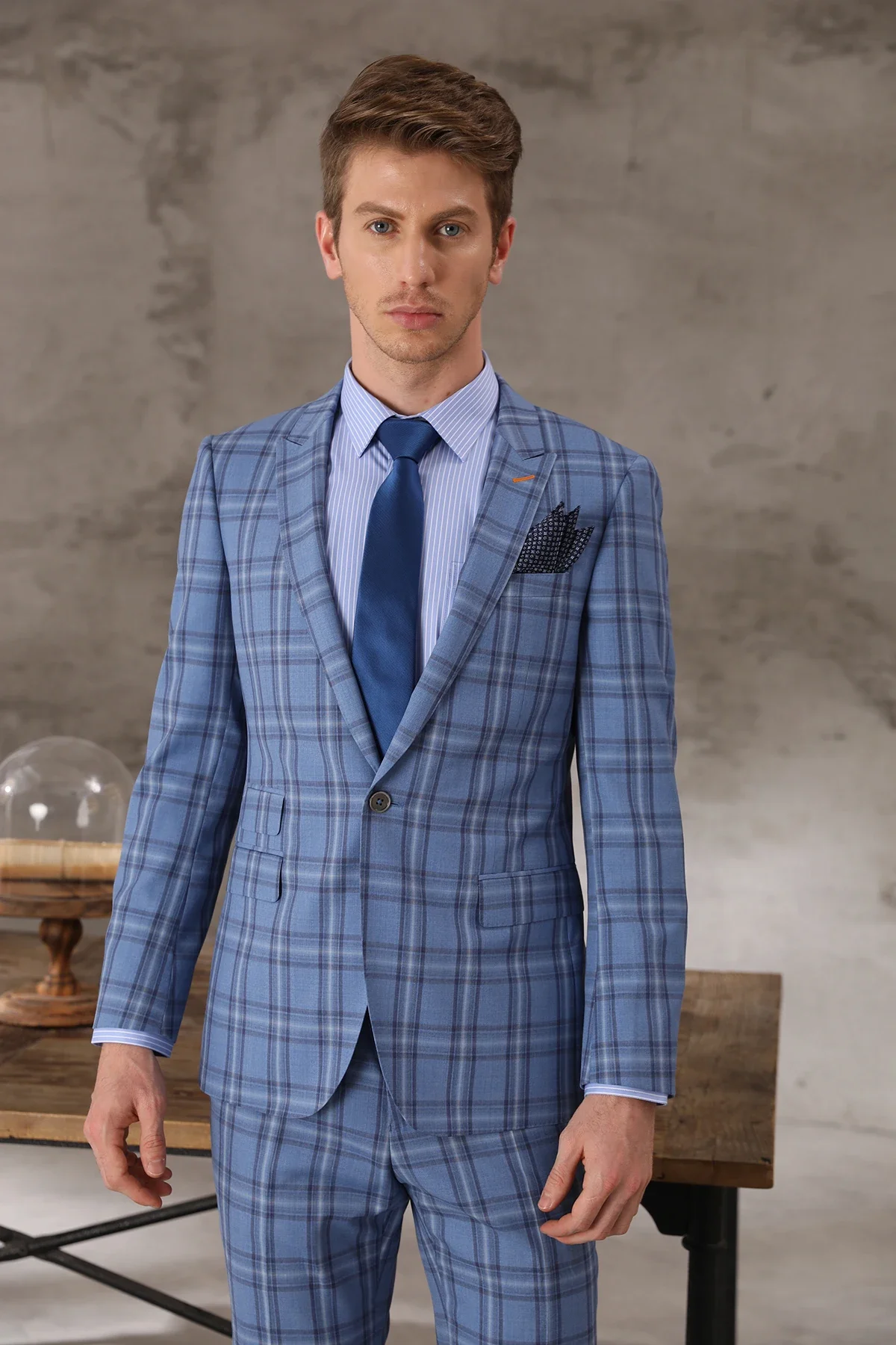 Shenzhen Tailor Shop Customized High Quality Wool Cashmere Business Slim Blue Groom Wedding Suit Three-piece Suit