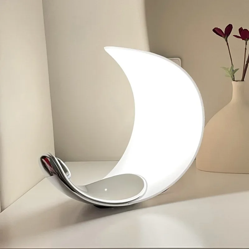 

GHJUYIOL Moon table lamp Nordic creative gift plug-in crescent lamp study desk lamp bedroom bedside atmosphere decorative