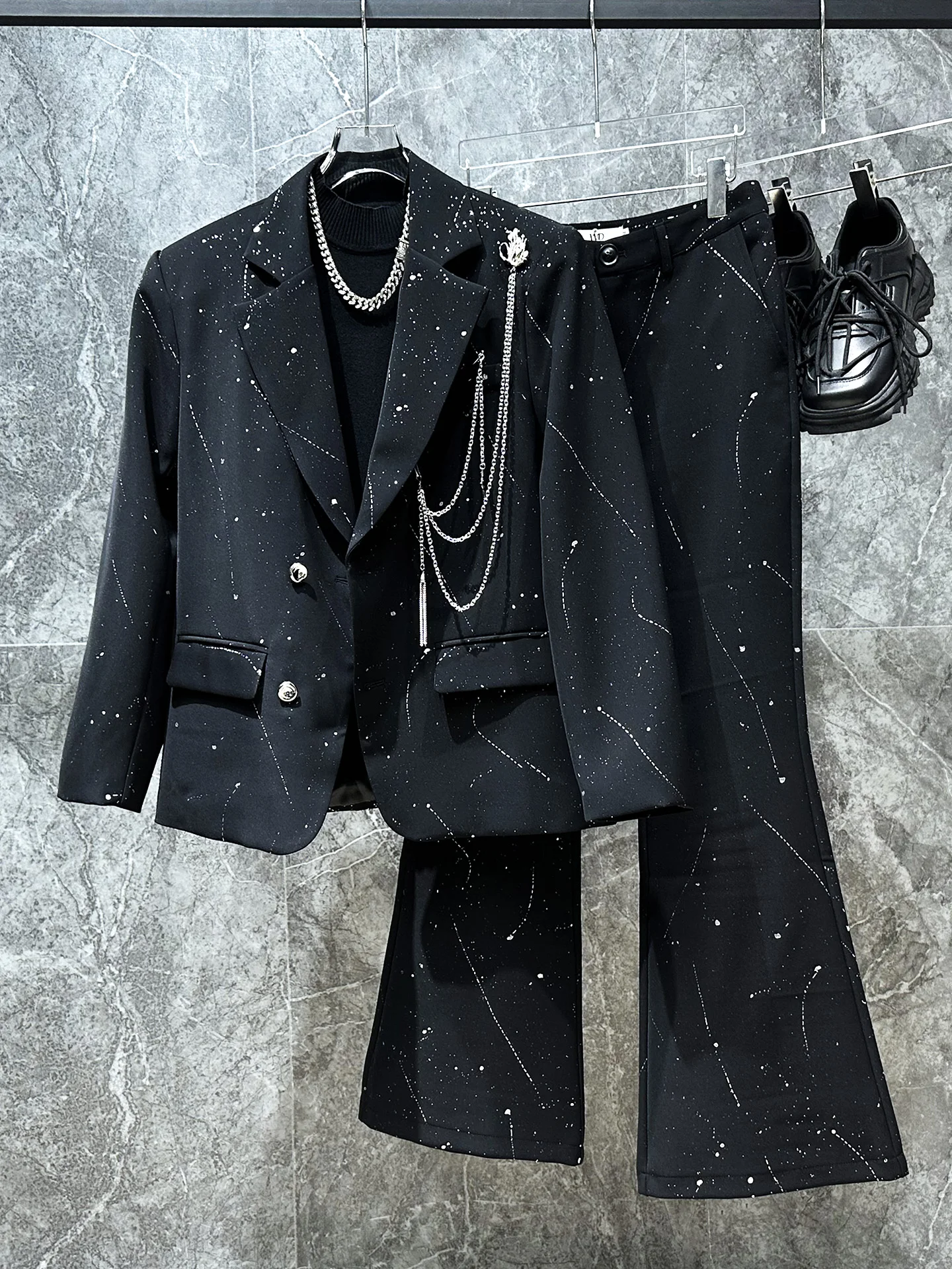 

Модный мужской костюм-двойка: осенний трендовый комплект с звездным дизайном, повседневный, с длинным рукавом, отложным воротником, стандартной длины, на одной пуговице