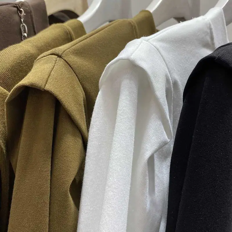 الخريف الألمانية المخملية تي شيرت الوجهين المخملية طويلة الأكمام تصميم تحسس الجولة الرقبة فضفاضة ضئيلة فقاعة الحد الأدنى بلايز عادية #4