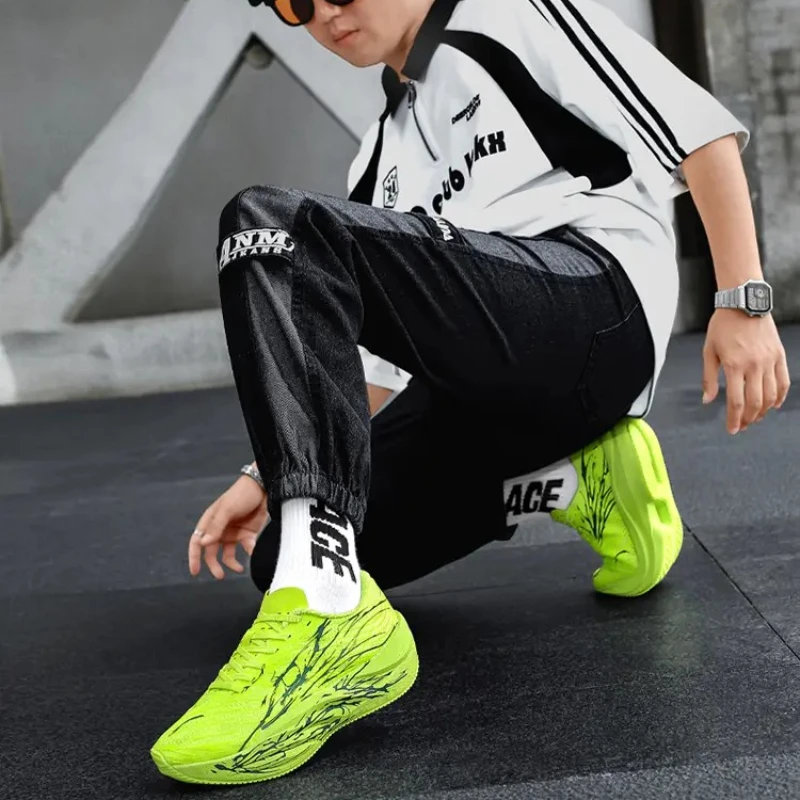 รองเท้าวิ่งผู้ชายการฝึกอบรมพิเศษมาราธอนกีฬาระบายอากาศได้น้ำหนักเบาผู้หญิงสบายรองเท้าผ้าใบพักผ่อนไม่ลื่นไถล