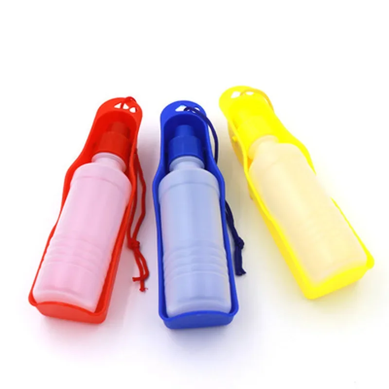 1Pc 250ml Colored Foldable Pet Dog Drinking Water Bottles Travel Portable Hand Held Puppy Dogs Squeeze Water Bottle Container