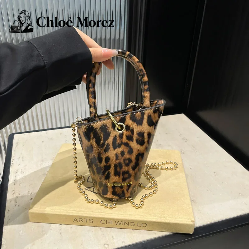 

Women's Fashion Leopard Print Shoulder Bag Niche Personality Bucket Crossbody Bag