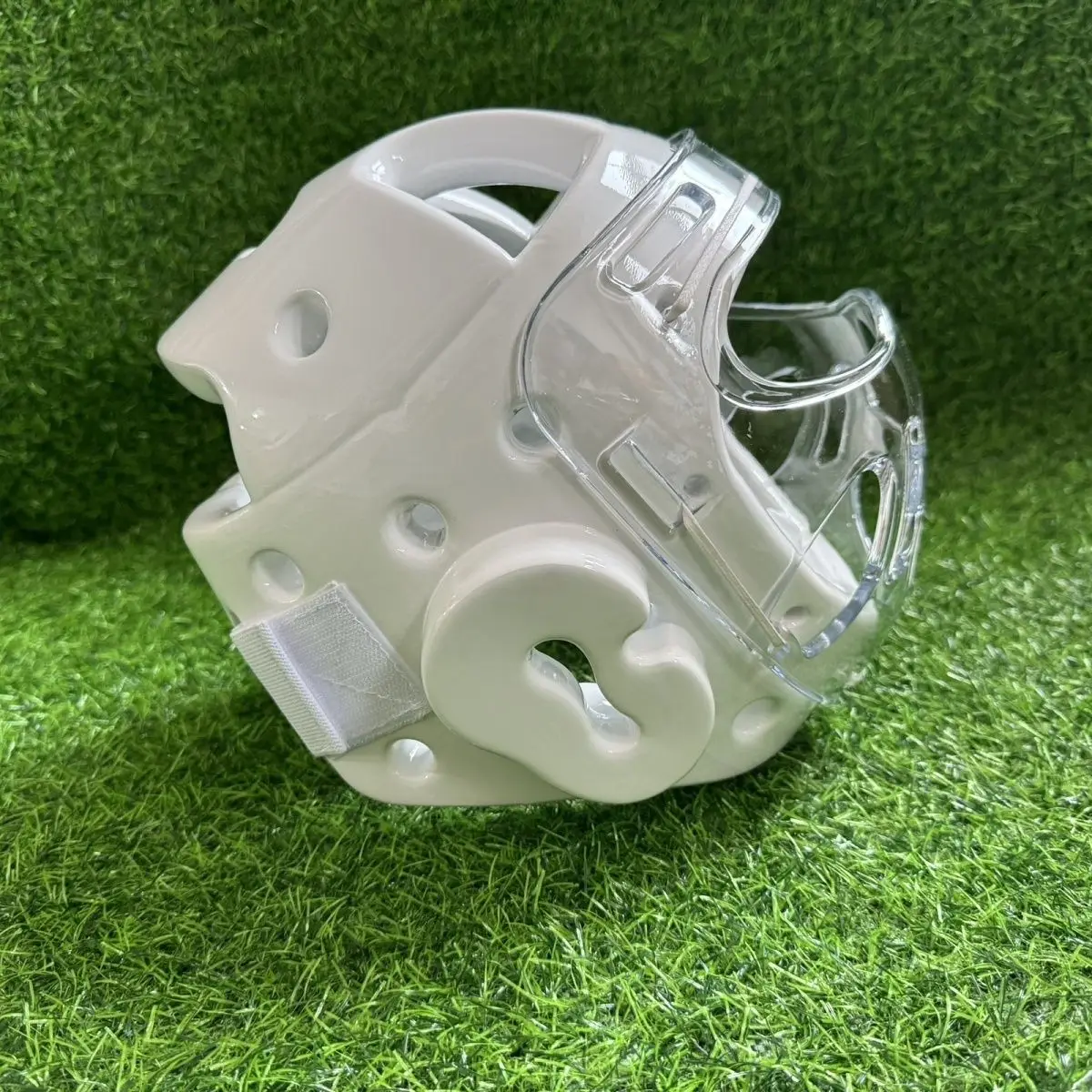 Casco da karate WKF/Protezione per la testa per bambini e adulti, allenamento e competizione, completamente chiuso, per ragazzi e ragazze, bianco