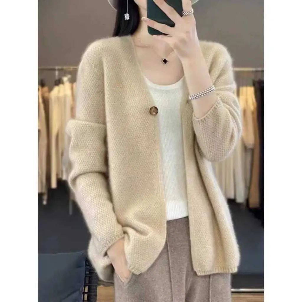 

Korean Style Women's V-neck Sweater Solid Color Fashion Cardigan Spring Autumn Lazy Design Niche Knitted Women's Top