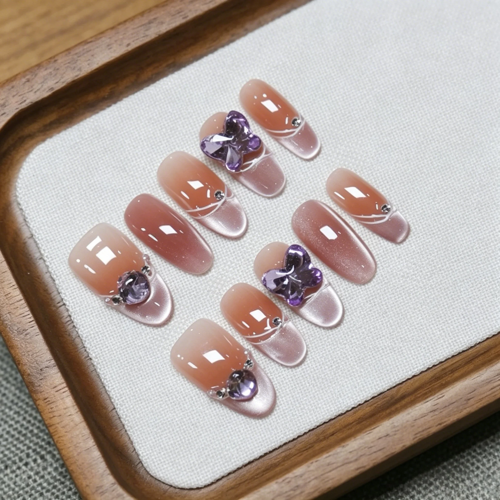 

10pcs Nude Gel Cat-Eye Handmade Nails Purple Butterfly French Press on Nail Medium Oval Fake Nail for Women&Girl False Nail Art