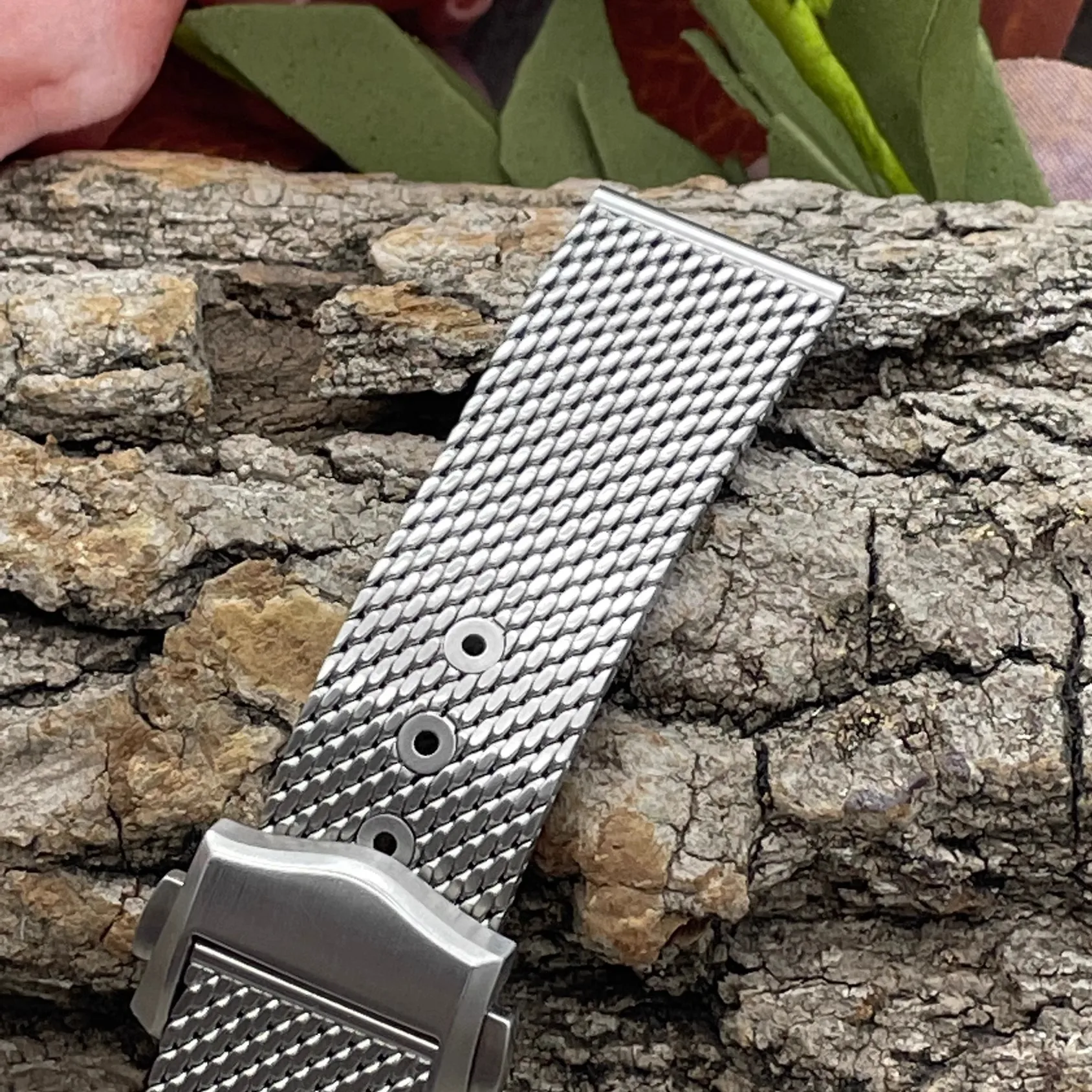 High Quality Titanium steel 20mm Chain Strap For Omega 007 Seamaster Diver 300 Watch Band Replace Milanese Stainless Bracelet