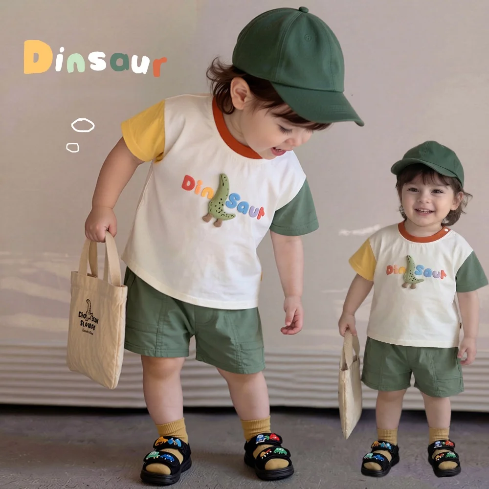 

Летние комплекты детской одежды: легкий комплект из 2 предметов с коротким рукавом, футболка с милым мультяшным принтом и шорты, набор из 2 предметов для мальчиков 0-3 лет.