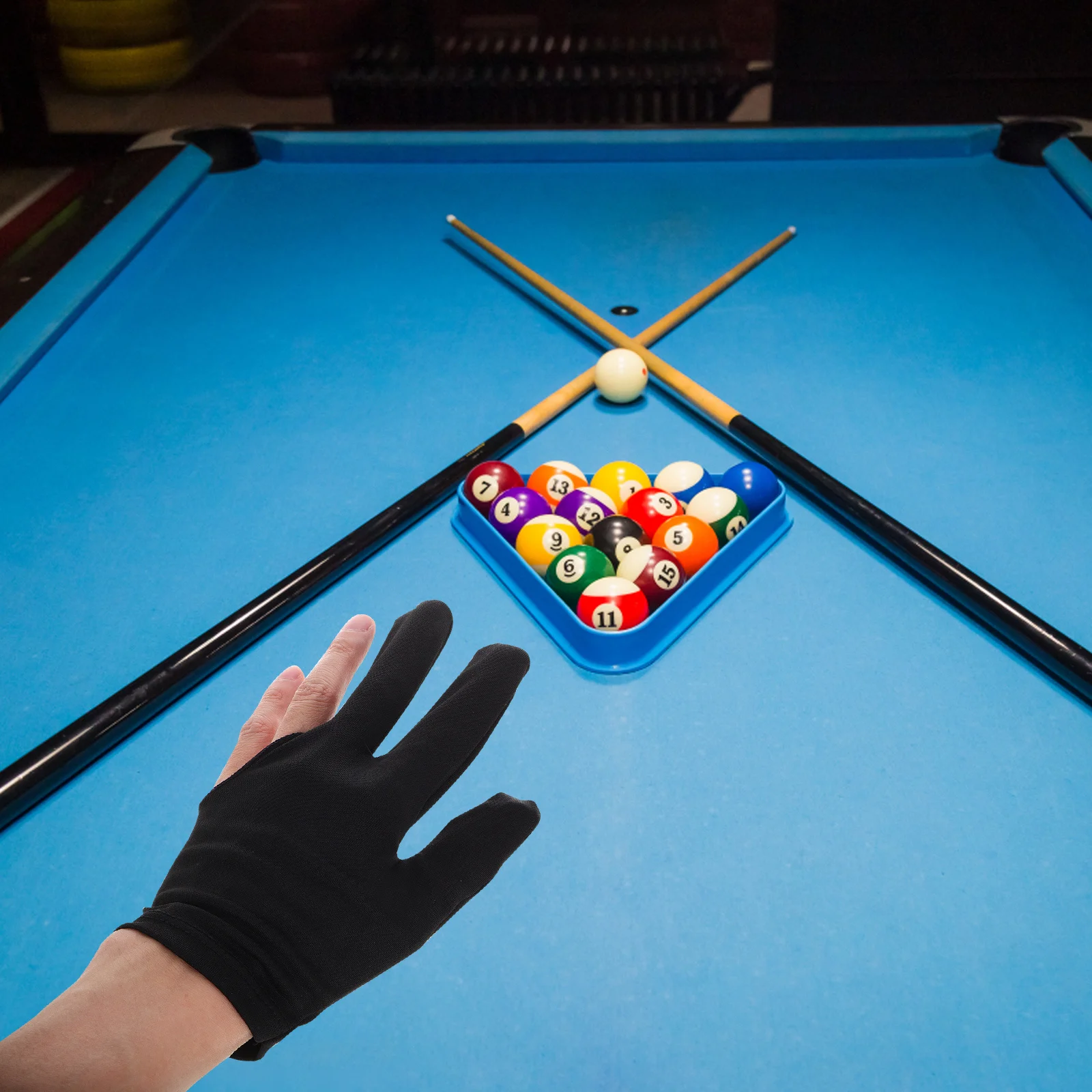 

Billiard Gloves Three Finger Pool Cue Sport Gloves Left Or Right Hand Black Breathable Nonslip Mesh Back for Pool Players