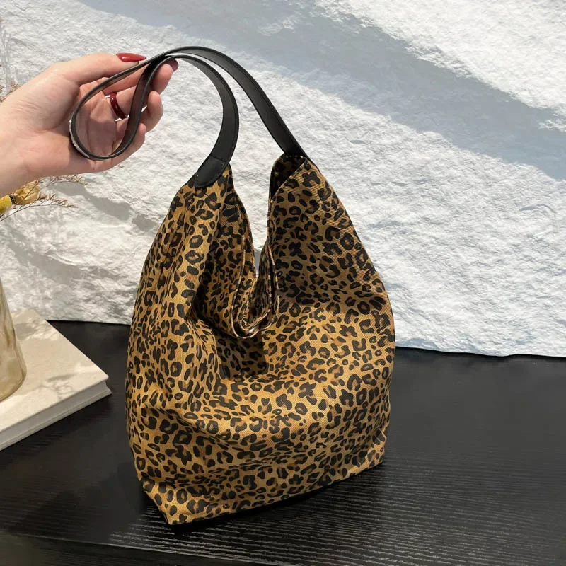 Leopard print lazy wind casual large capacity bucket bag soft cloth bag