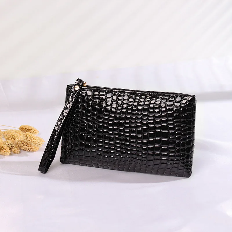 

New retro classic stone pattern leather black fashion clutch coin purse mobile phone bag female storage wrist bag