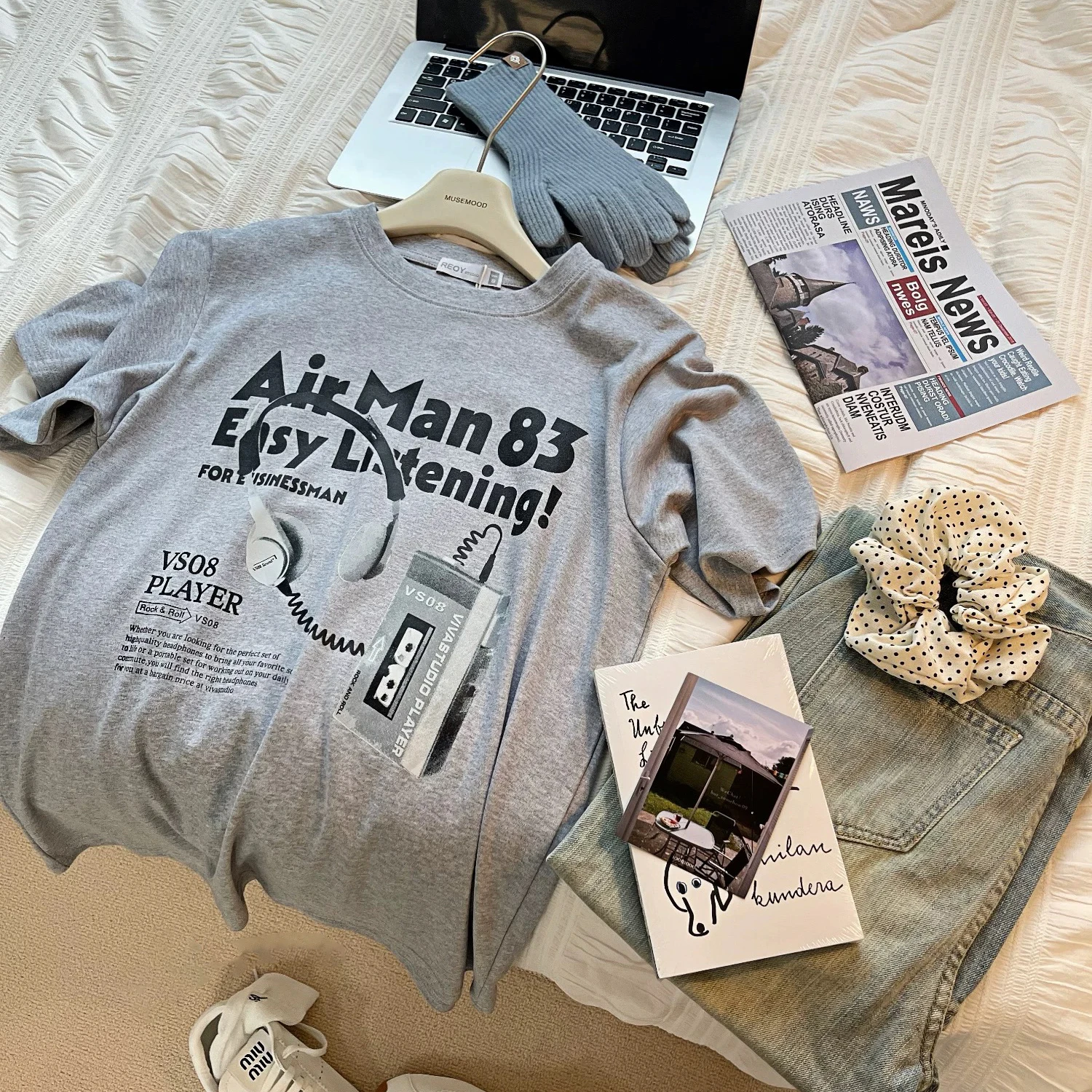 90er Jahre Vintage Streetwear Y2k Ästhetischer Print T-Shirt Kopfhörer Grafik Tops Damen Übergroße Harajuku T-Shirts Grunge Tees Kleidung