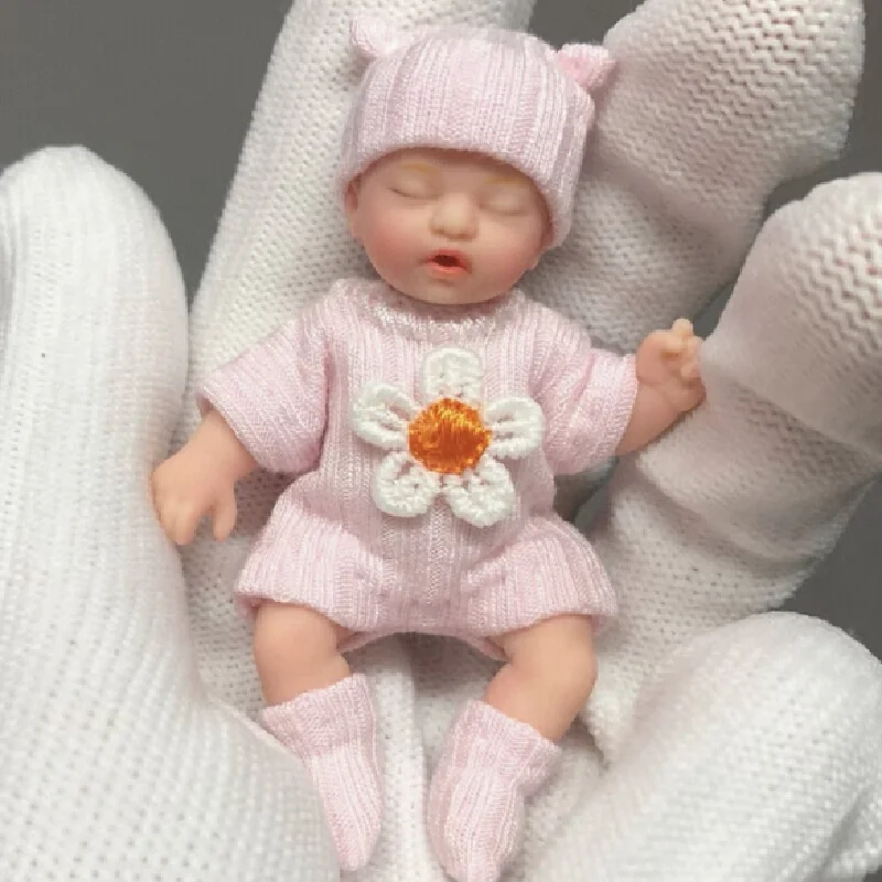 Zuru Mysterious Box Baby Ball Akcesoria Ubranka dla lalek Miniverse Brands Blind Box Mini Baby Ball Tylko Ubranka dla lalek Ręcznie robiony prezent